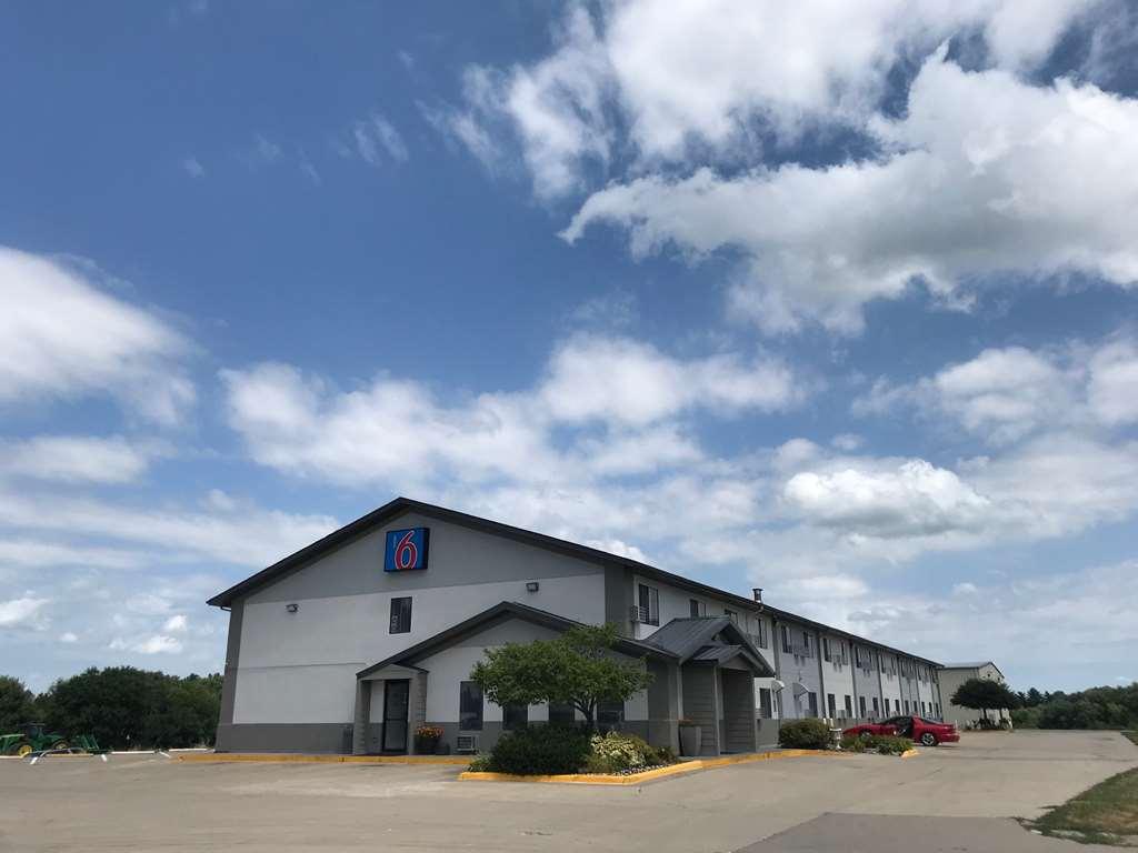 โมเทล 6 มาร์แชลทาวน์ Hotel Marshalltown ภายนอก รูปภาพ