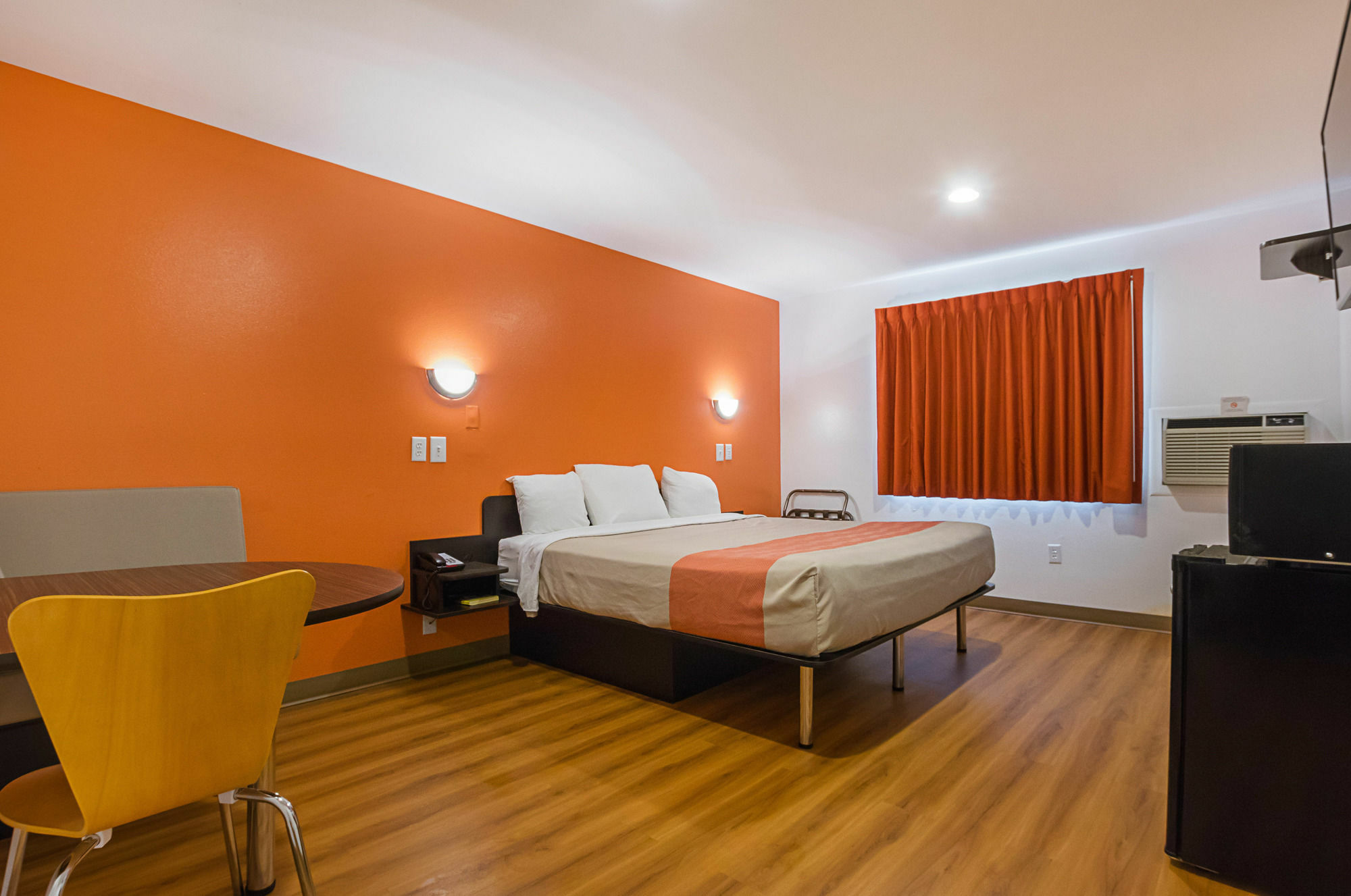 โมเทล 6 มาร์แชลทาวน์ Hotel Marshalltown ภายนอก รูปภาพ