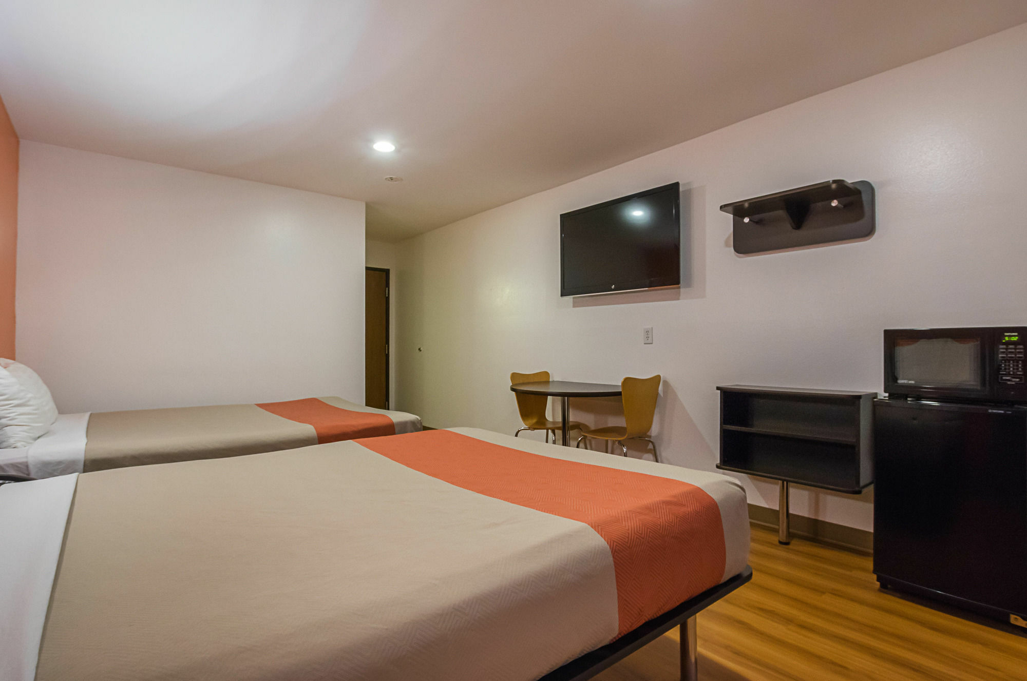 โมเทล 6 มาร์แชลทาวน์ Hotel Marshalltown ภายนอก รูปภาพ